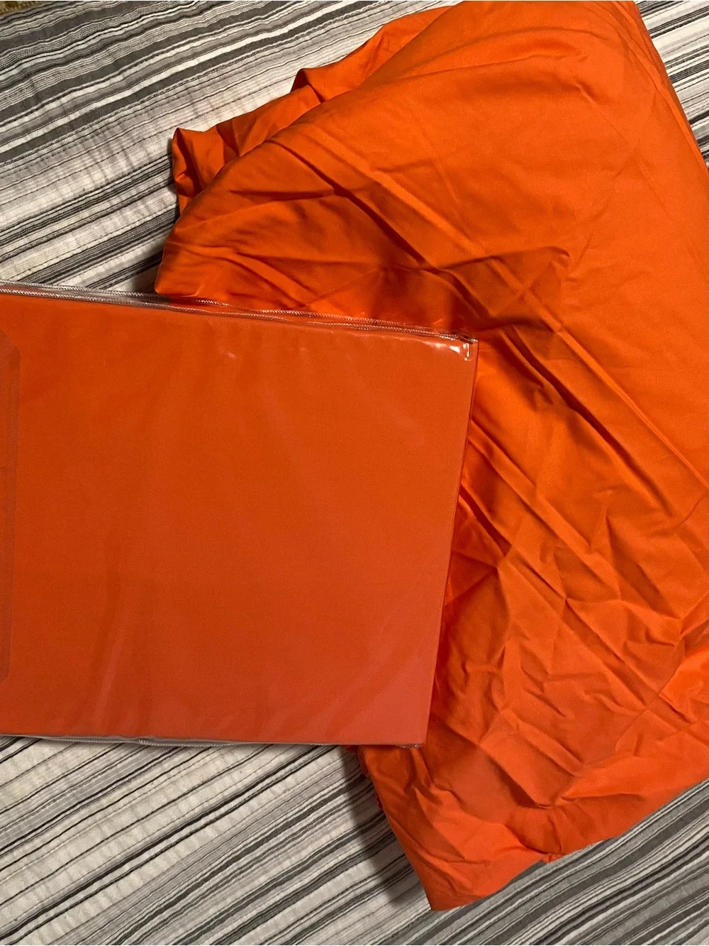 Garnet Hill Cotton Percale Bedding Fitted & Flat Sheet - Bright Orange/Papaya